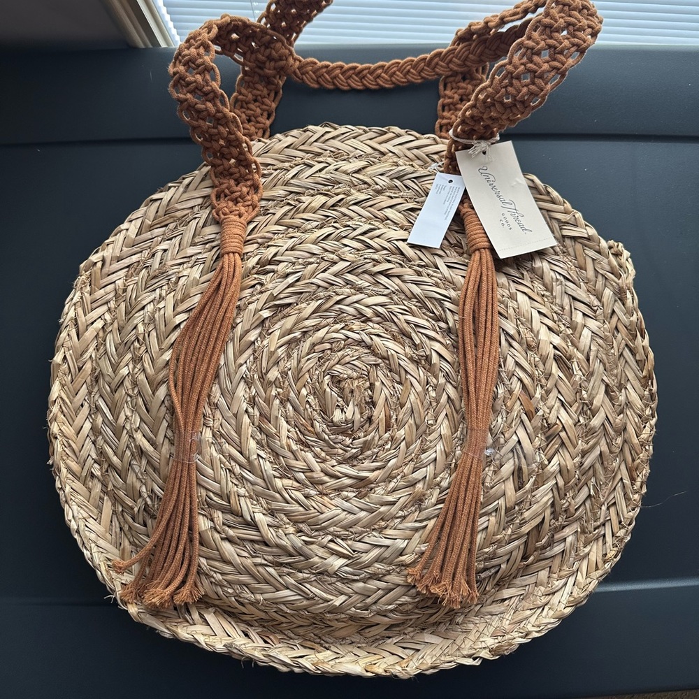 Universal threads tan beach bag!